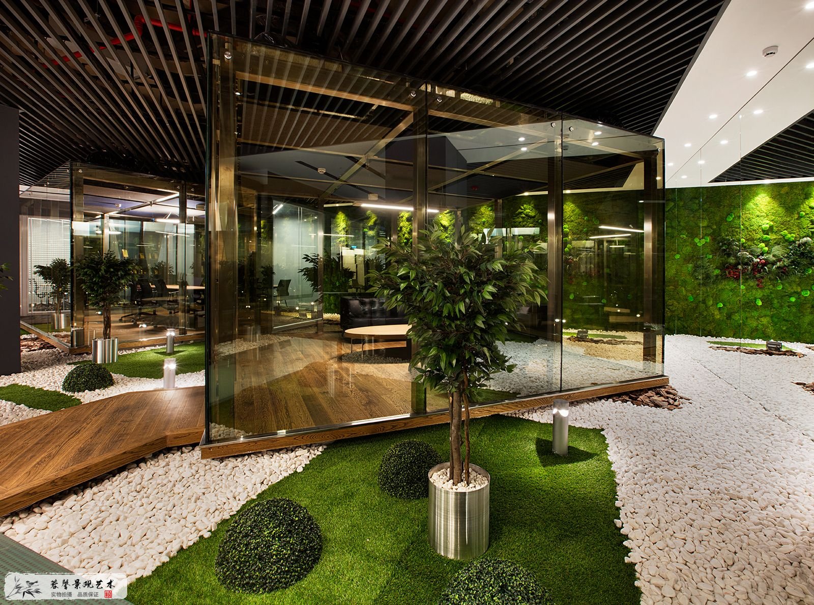 展厅植物墙_大型办公室垂直绿化景观